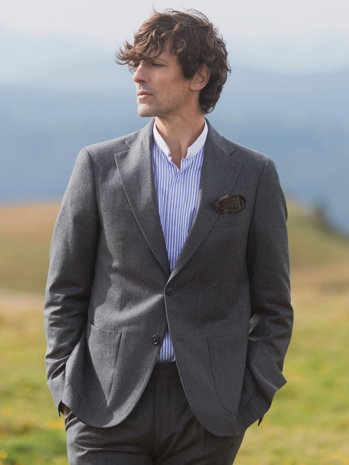 Chemise col inversé à rayures bleues