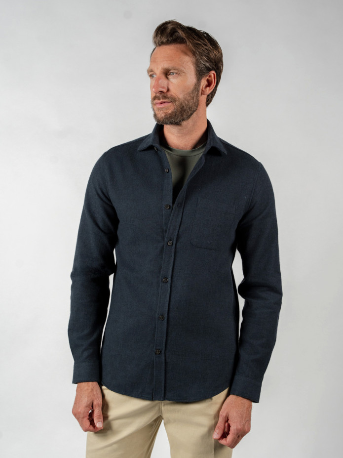 Chemise bleue marine en flanelle épaisse col italien