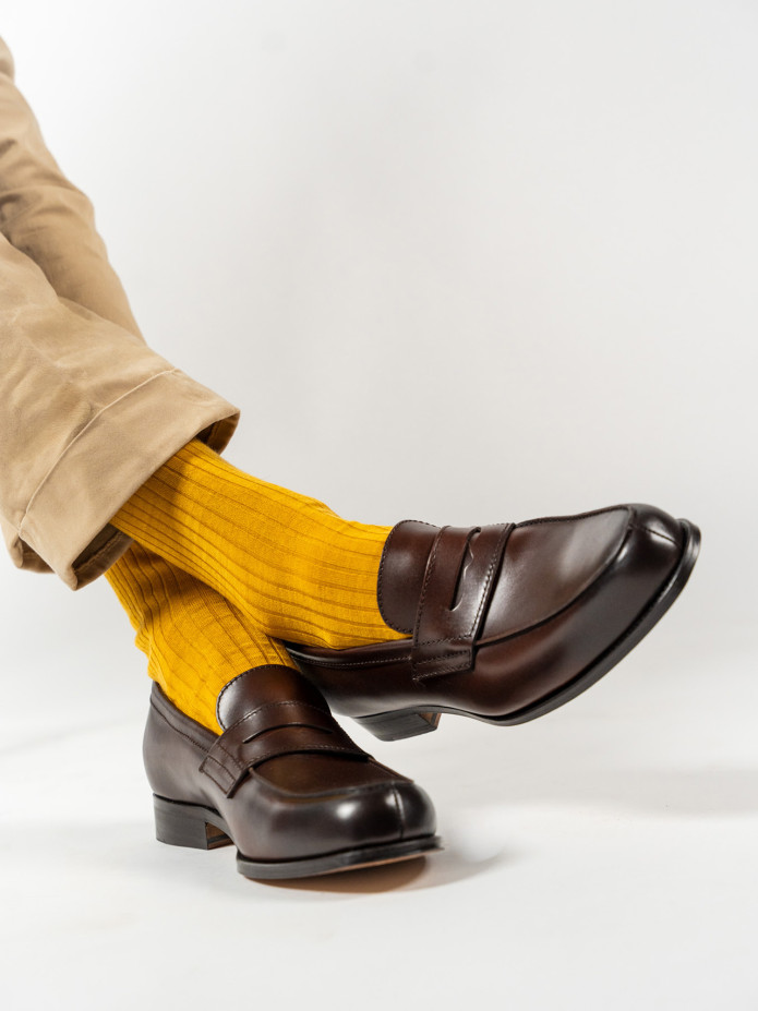 Chaussettes laine vierge jaune moutarde