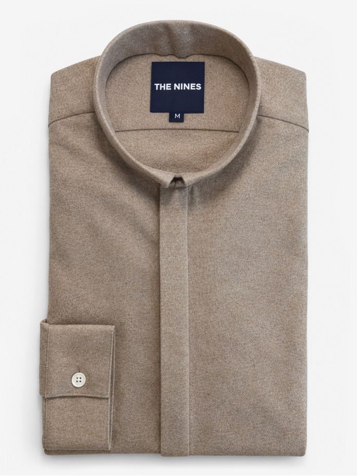 Skjorta med omvänd krage i beige flanell
