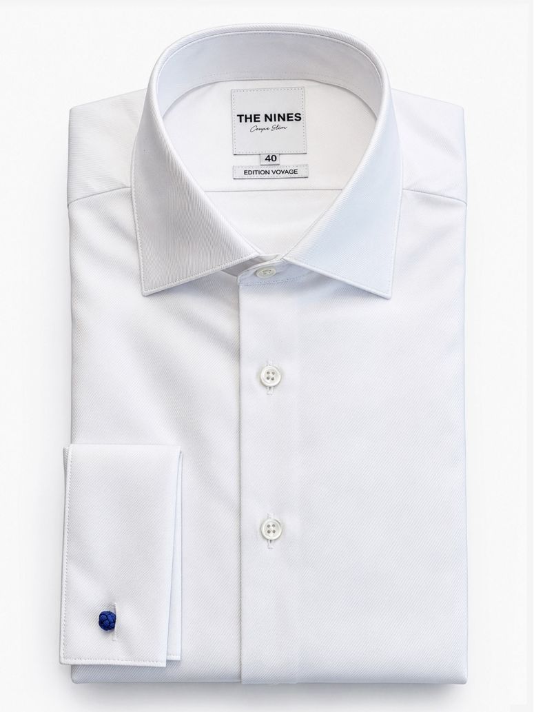 Skjorta med italiensk krage i vit twill med manschettknappar