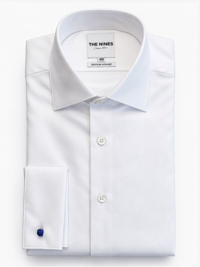 Skjorta med italiensk krage i vit twill med manschettknappar
