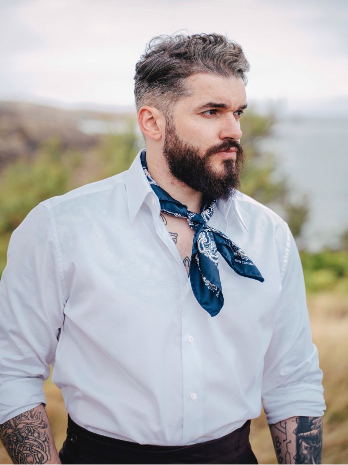 Marinblå bandana med paisleymönster LISBURN