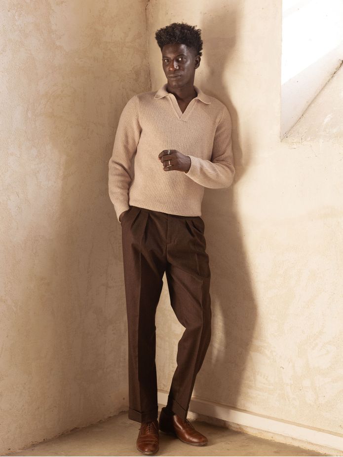 Stickad tröja med engelsk polokrage beige Finn